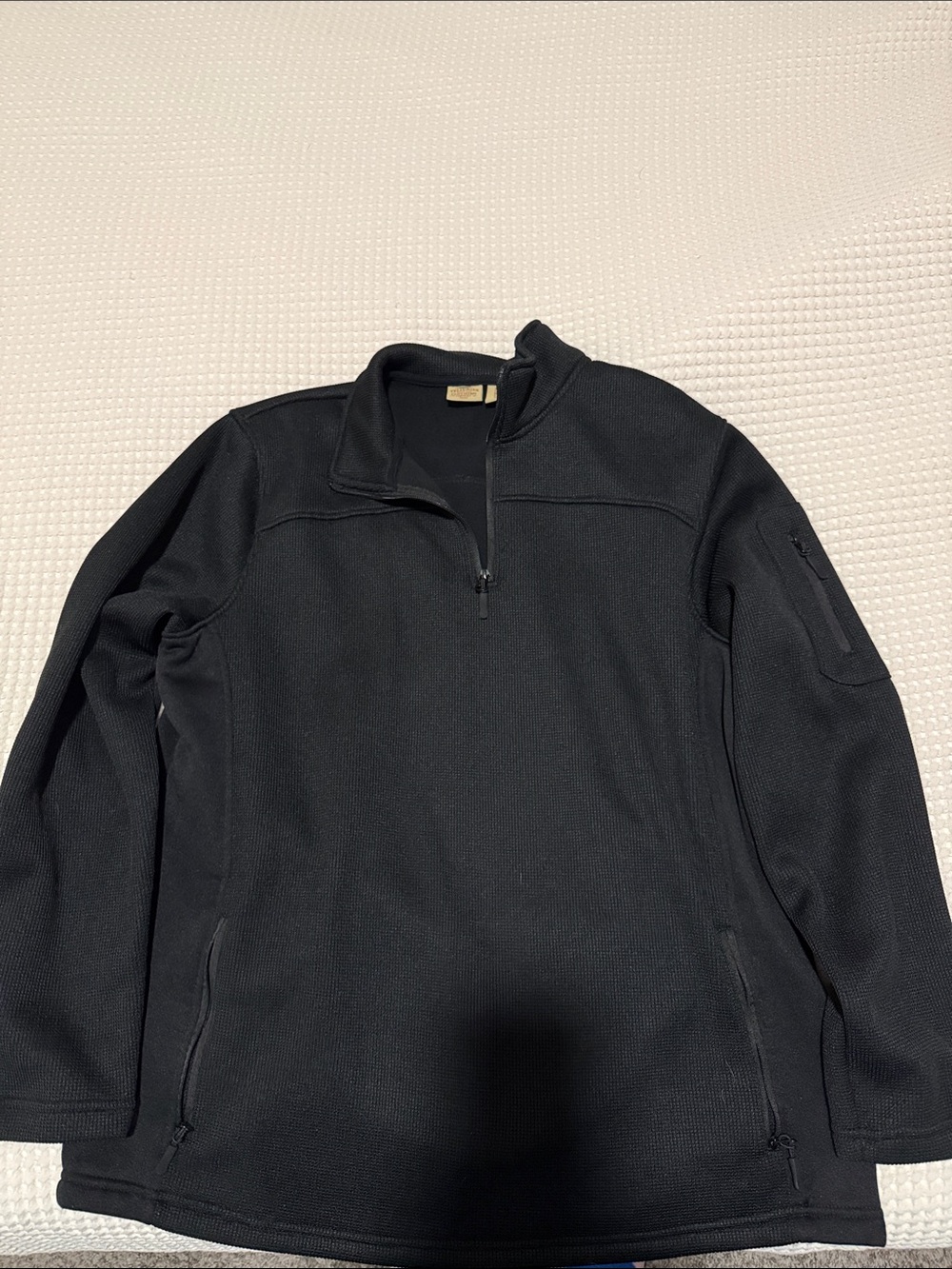 Men's Black Half-Zip Pullover Sweater - Casual Layering
